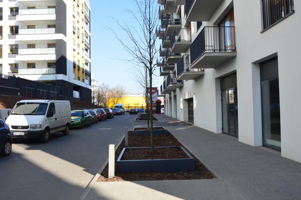 Moko Apartment Parking W Cenie Warszawa Eksteriør billede