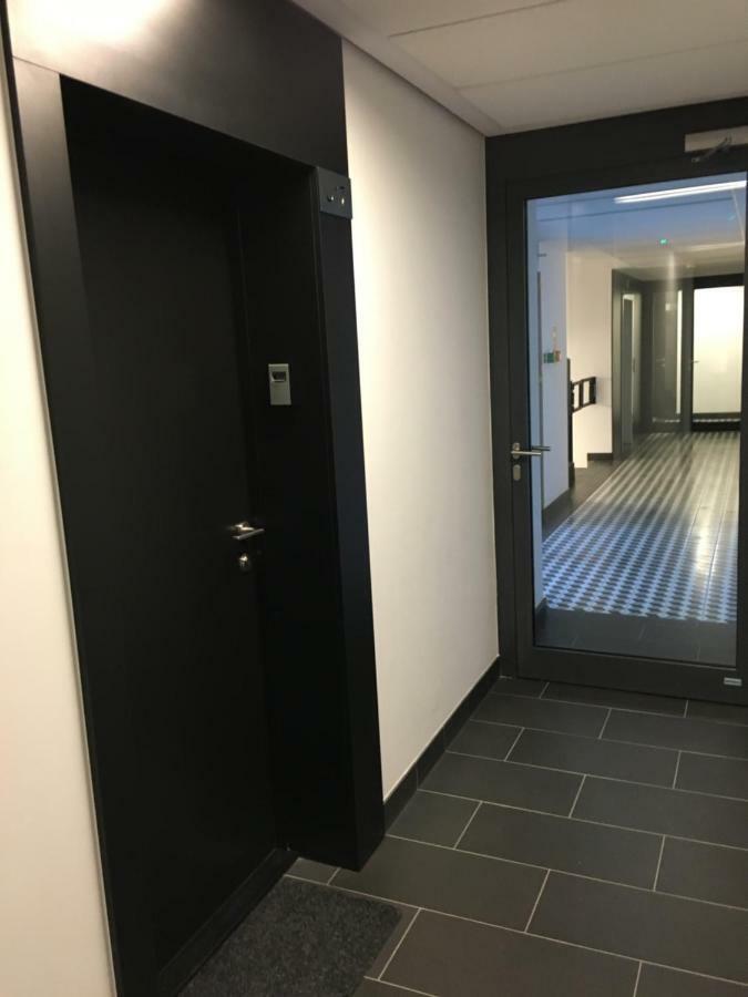 Moko Apartment Parking W Cenie Warszawa Eksteriør billede